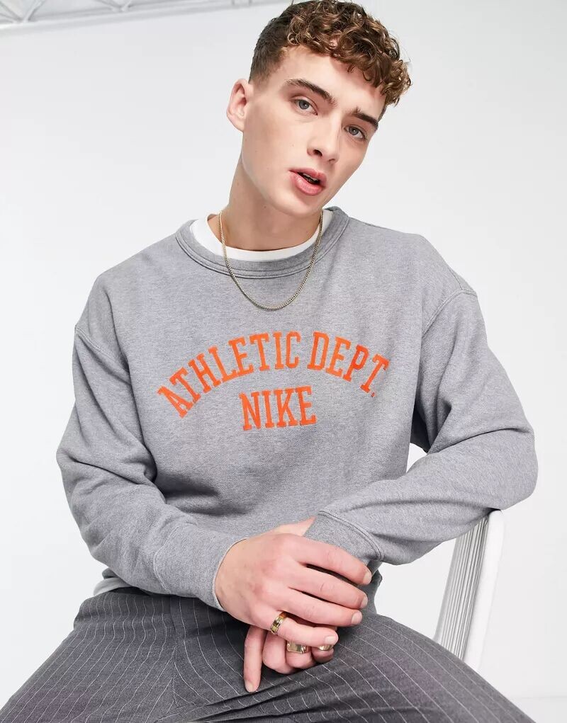 

Толстовка серого меланжа Nike Trend