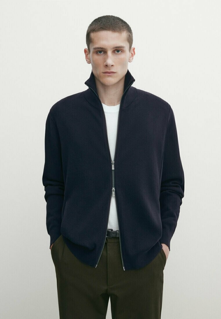 

Кардиган With A Mock Neck Massimo Dutti, цвет dark blue