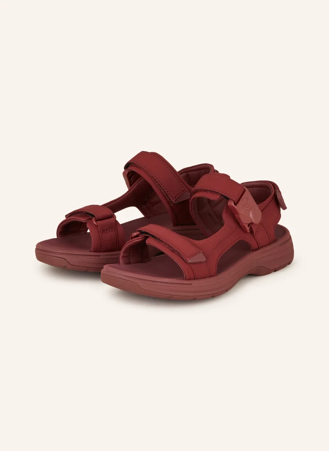 

Сандалии Clarks Originals, красный