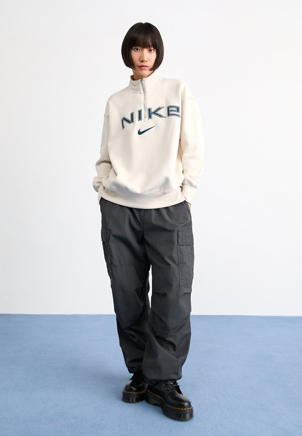 

Толстовка LOGO Nike, белый
