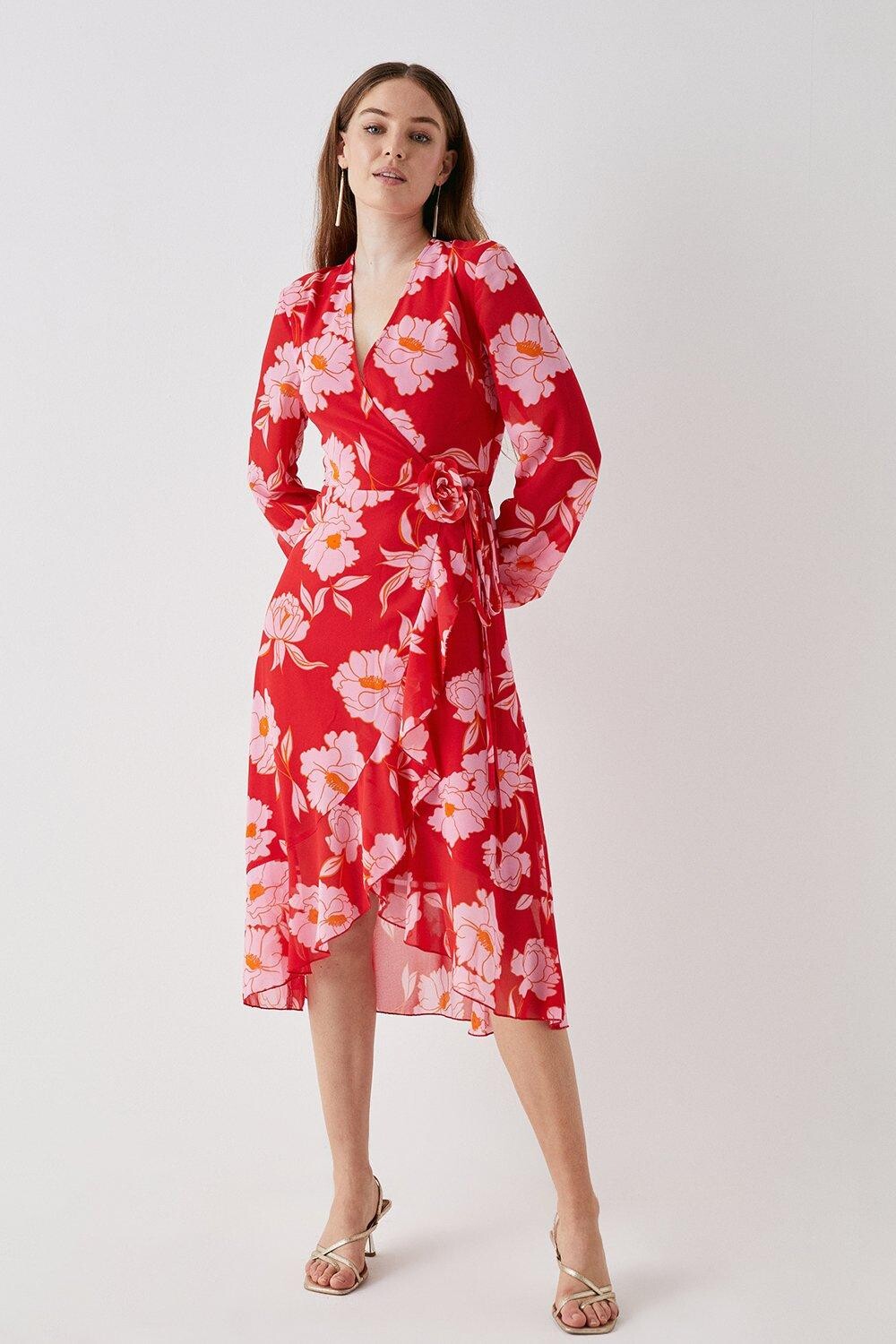 

Платье с узкими рукавами и запахом Debut London Peony Debenhams, красный