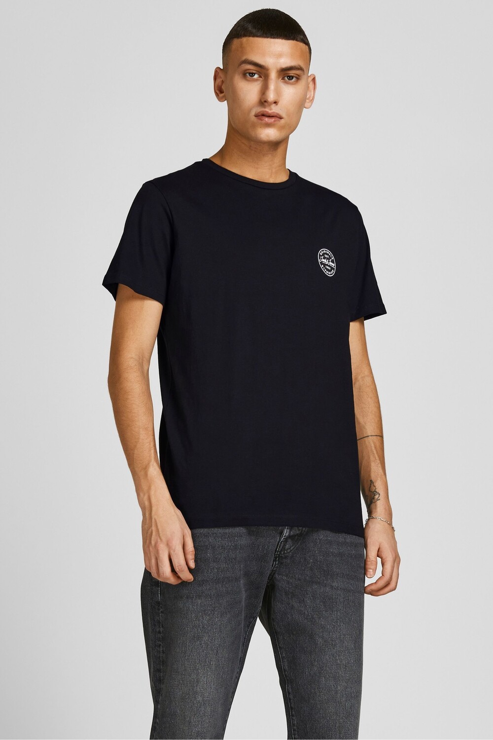 

Футболка Джек и Джонс JACK & JONES, черный
