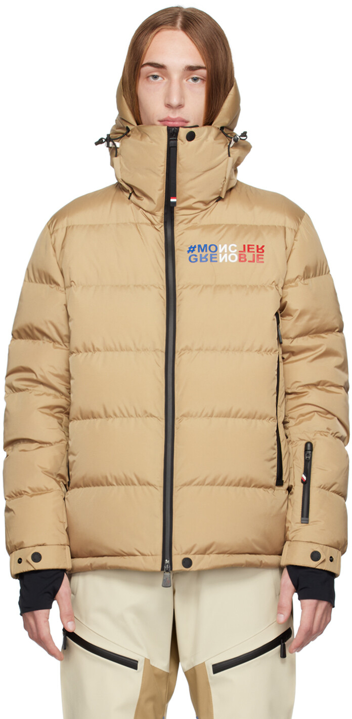 

Moncler Grenoble Бежевый пуховик Isorno