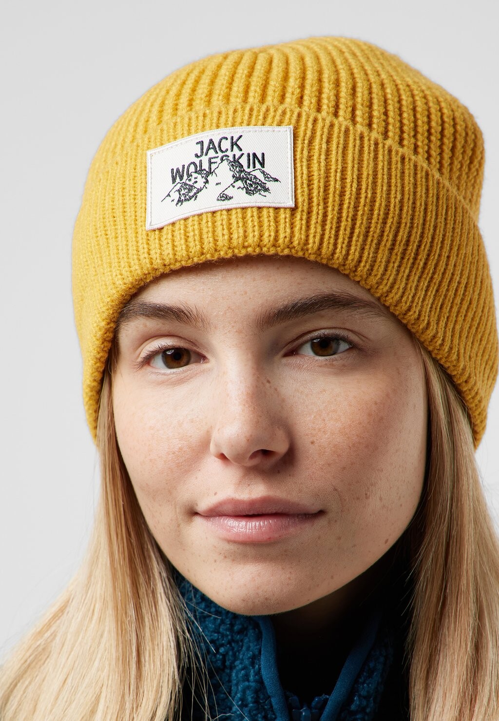 

Шапка BADGE Jack Wolfskin, желтый