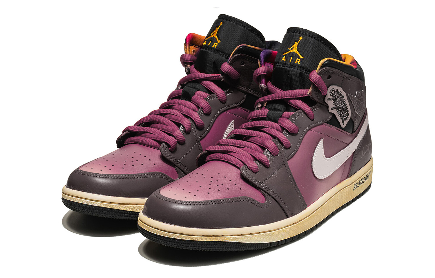 

Кроссовки Air Jordan 1 Vintage Basketball Shoes Men Mid-top Brown/red, коричневый/красный