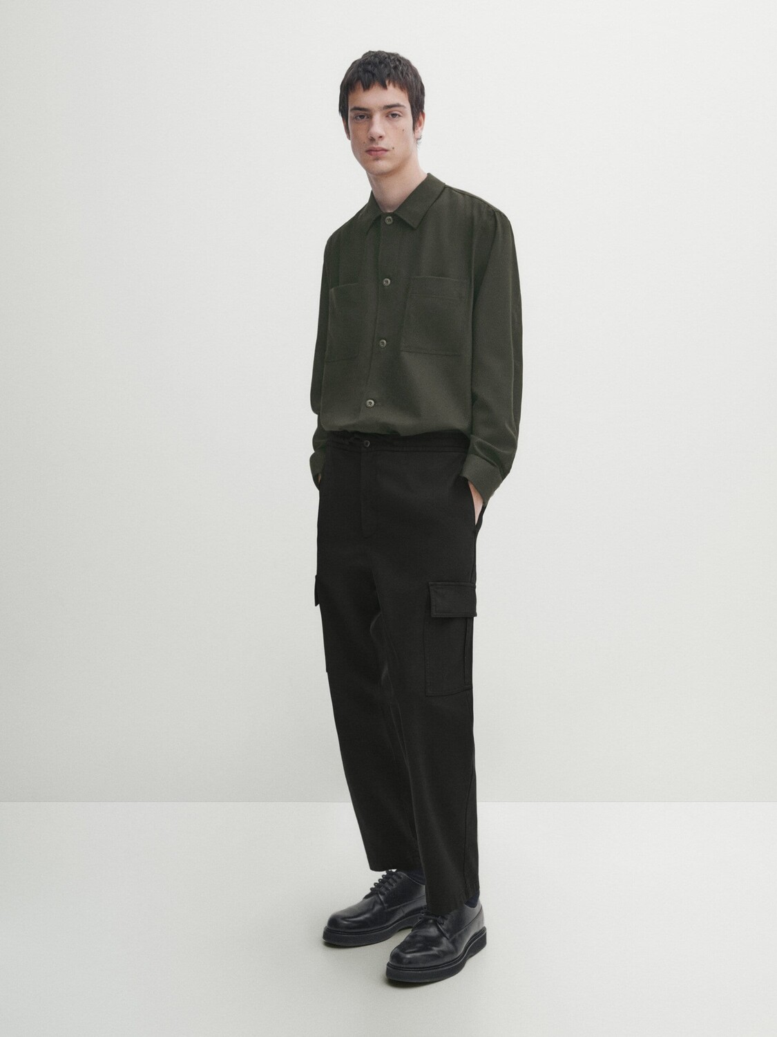 

Брюки-карго в стиле джоггер Massimo Dutti, хаки