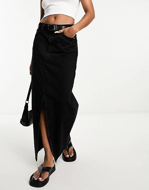 

Черная джинсовая юбка макси с разрезом спереди River Island
