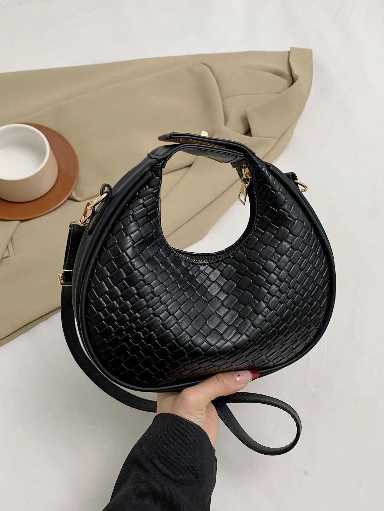 Европейская и американская модная женская универсальная повседневная сумка из искусственной кожи с регулируемым ремнем, черный
