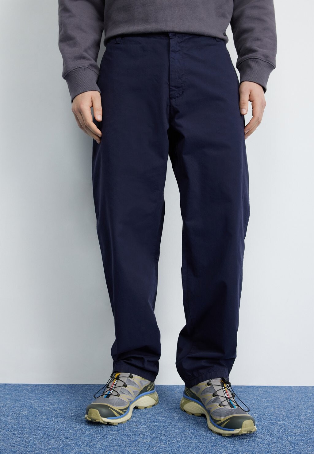 

Брюки Calder Pant Carhartt WIP, цвет dark navy