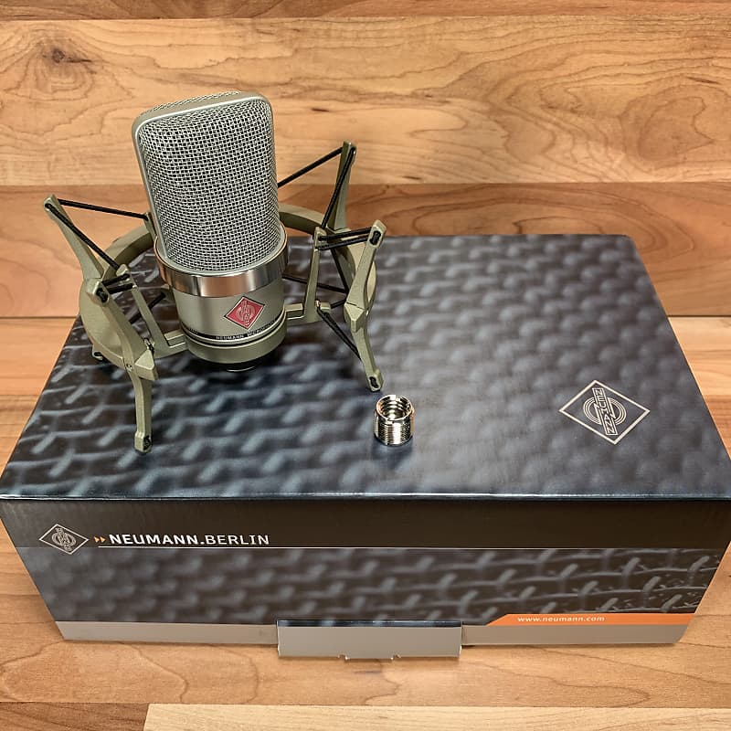 Студийный конденсаторный микрофон Neumann TLM 102 Studio Set with Shockmount микрофон студийный конденсаторный neumann tlm 103 studio set