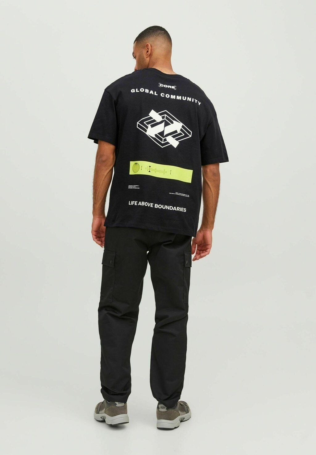 

Футболка с принтом Jack & Jones, черный