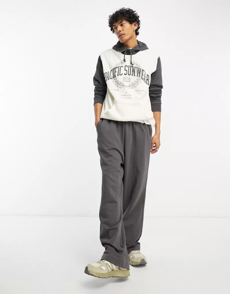 

Белая худи Pacsun с изогнутым университетским принтом