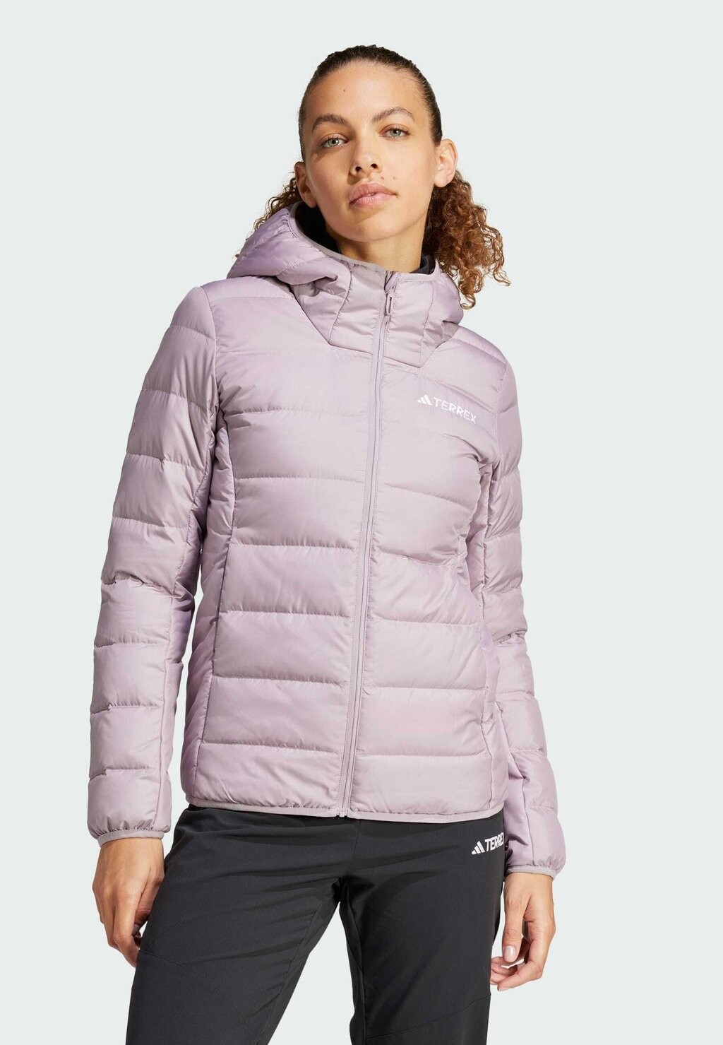 

Пуховик Adidas Terrex TERREX MULTI, цвет preloved fig