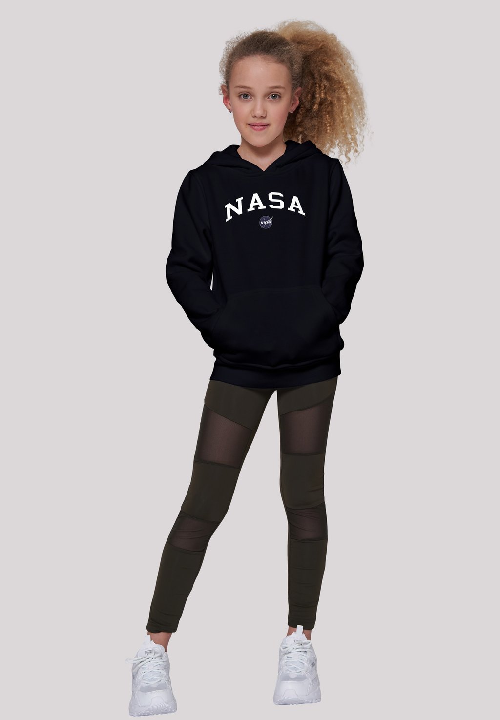Толстовка NASA COLLEGIATE LOGO F4NT4STIC, цвет black