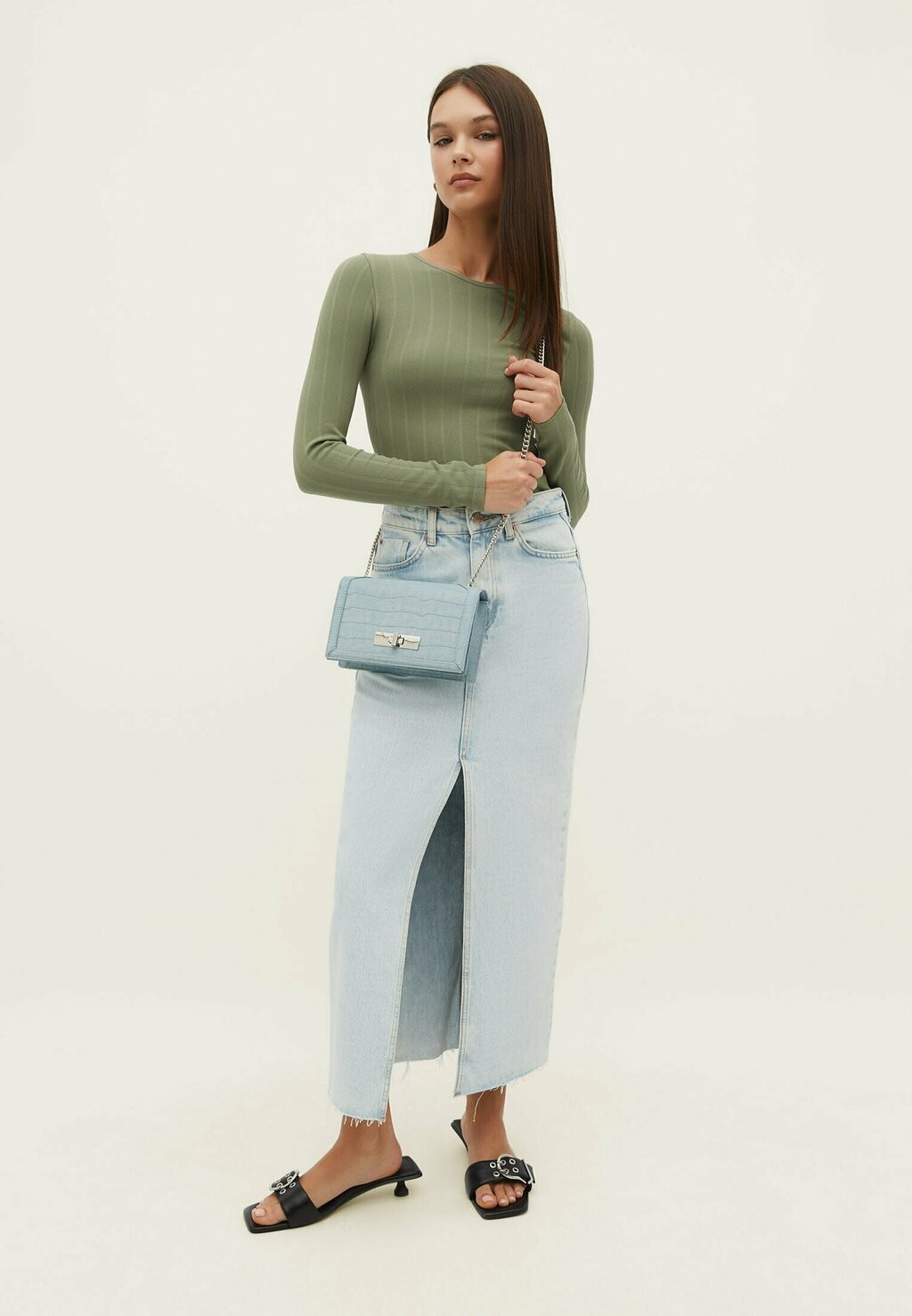 

Сумка через плечо Stradivarius, синий
