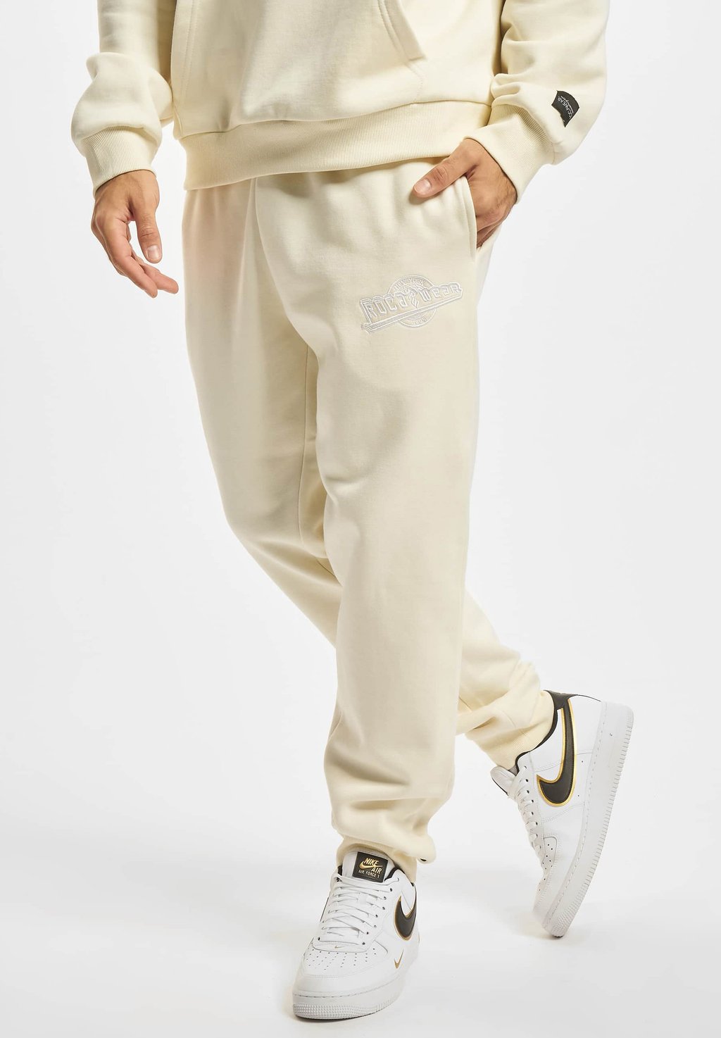 Спортивные брюки ROCAWEAR DUNCAN Roberto Cavalli Junior, бежевый цена и фото