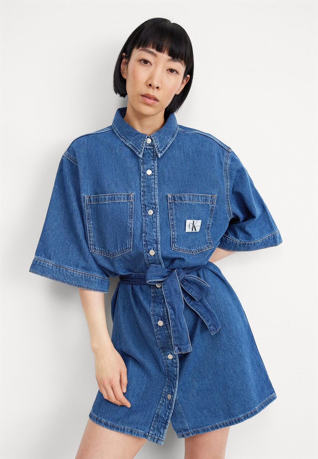 

Джинсовое платье Boxy Belted Shirt Dress Calvin Klein Jeans, цвет denim light