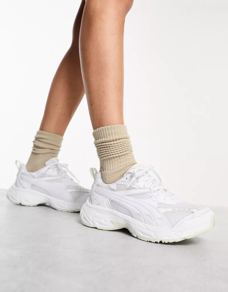 

Белые кроссовки PUMA Morphic