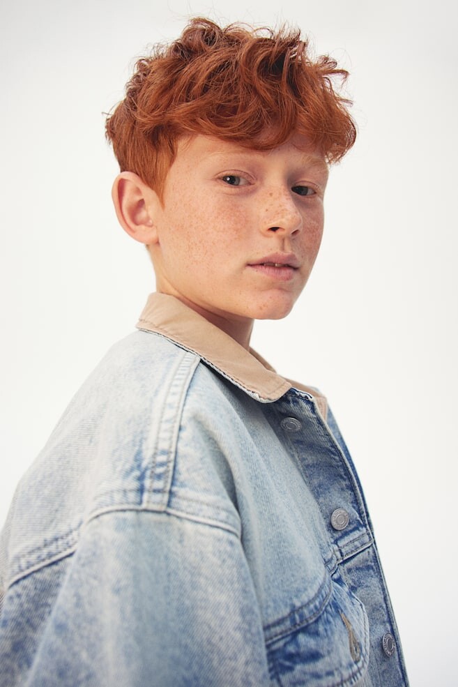 

Джинсовая куртка H&M, синий