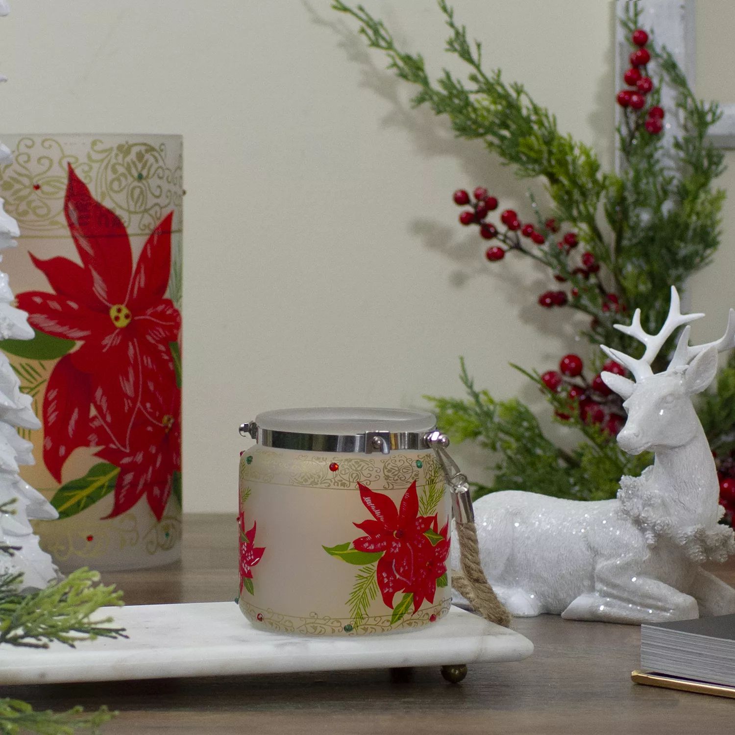 4-дюймовый рождественский подсвечник из красного пуансеттии и золотого беспламенного стекла с ручной росписью