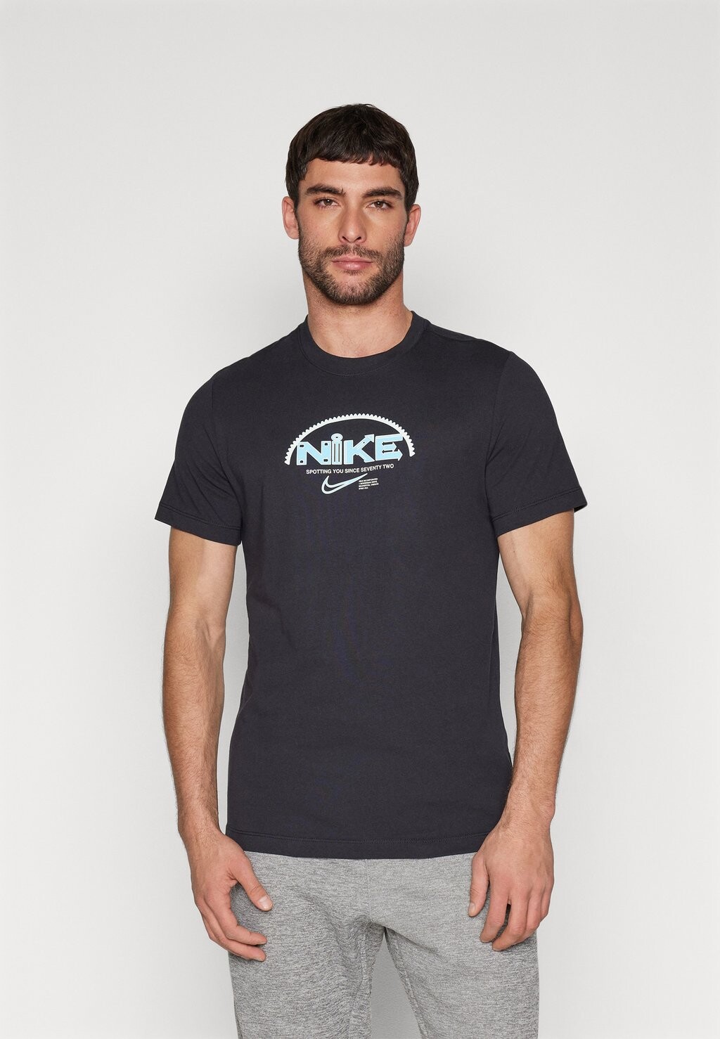 

Футболка с принтом Tee Type Nike, черный