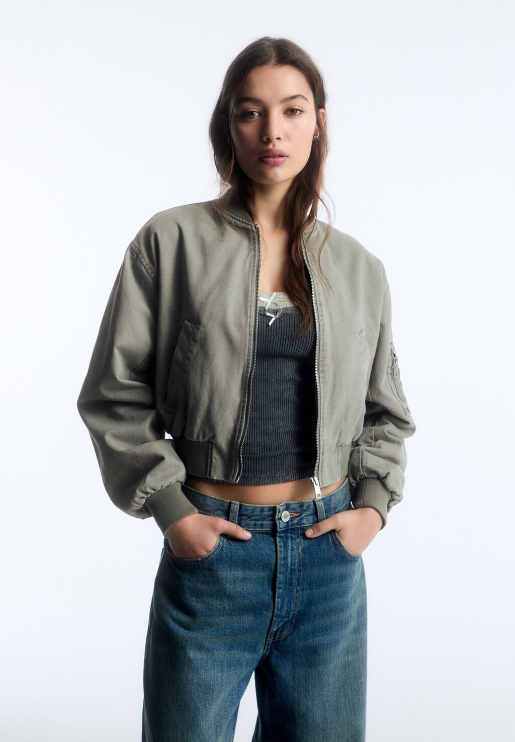 

Куртка-бомбер PULL&BEAR, цвет green
