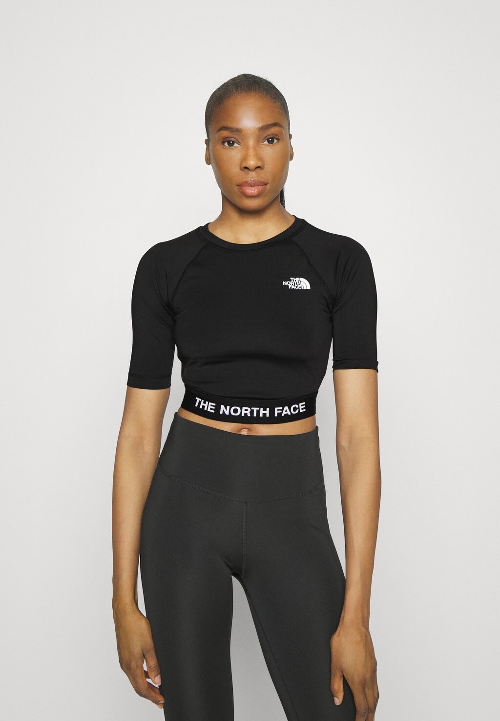 

Спортивная футболка The North Face, черный