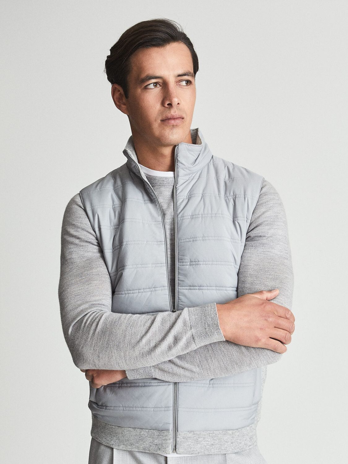 

Стеганый жилет William Reiss, мягкий серый