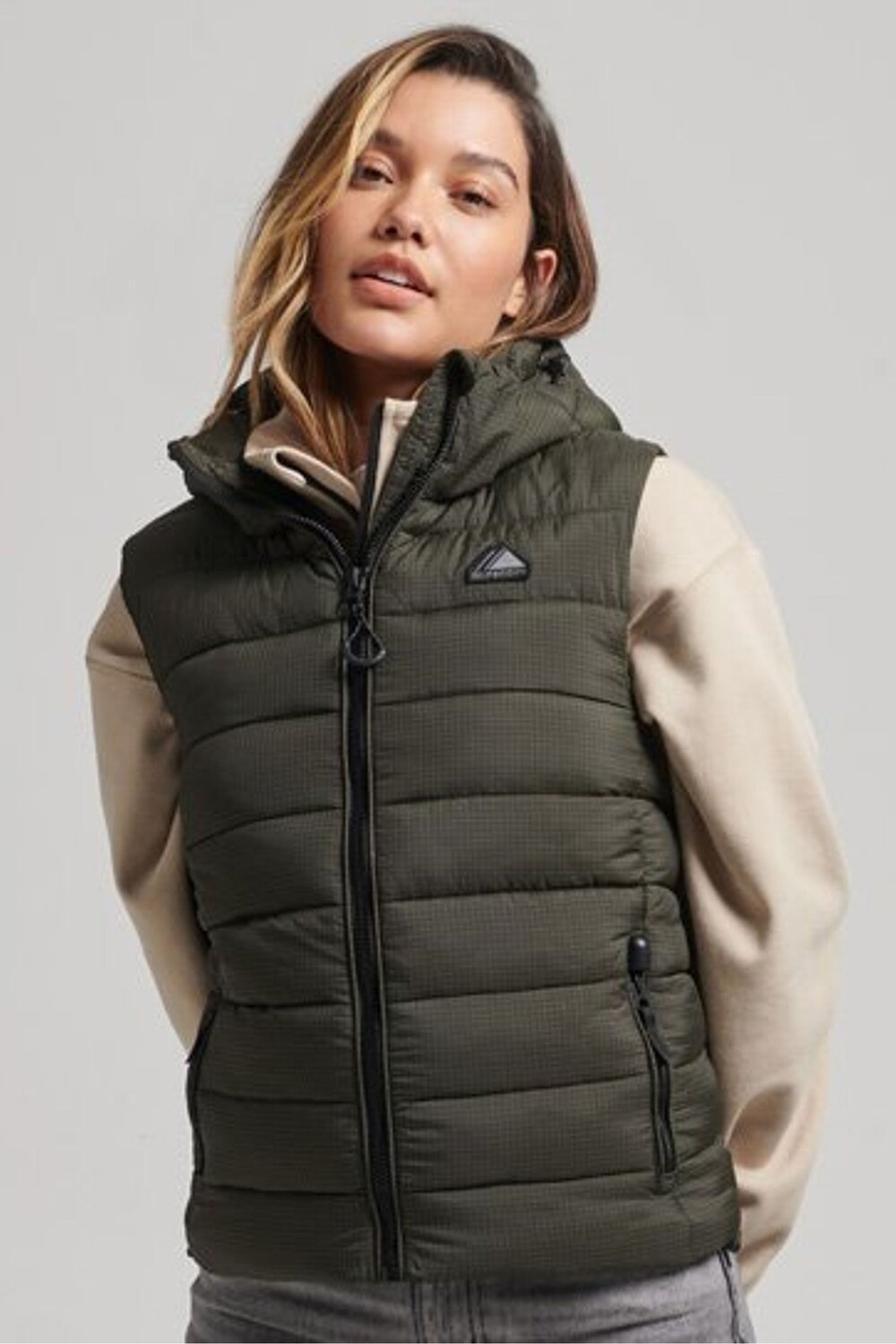 

Мягкая подстилка без постельного белья Классик с капюшоном Superdry, зеленый