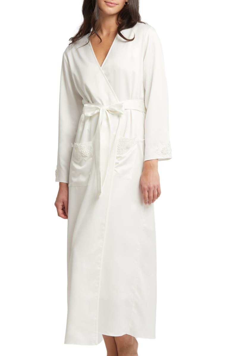 

Длинный халат из атласа из шармеза с кружевом и карманом Diana RYA COLLECTION