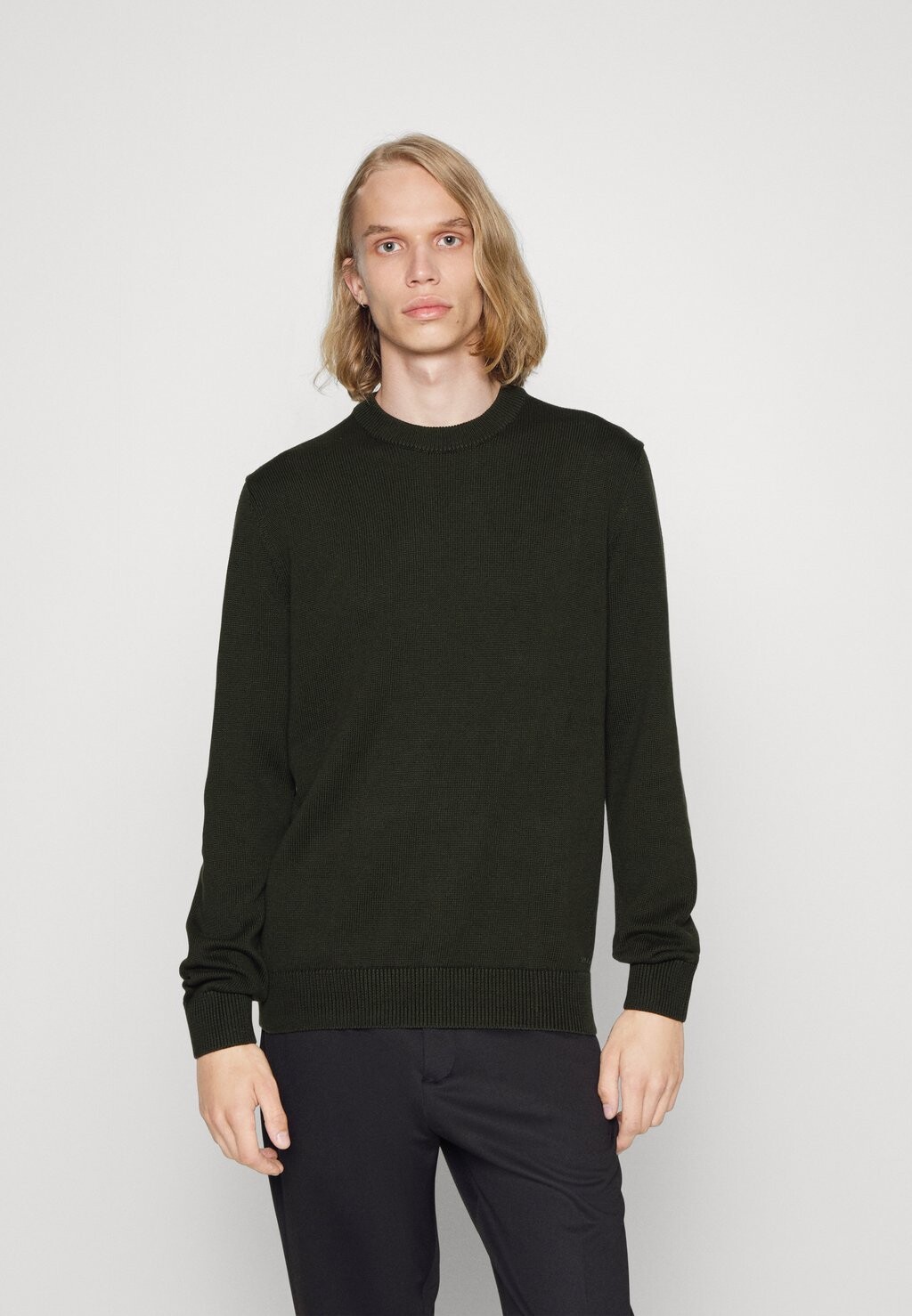 

Свитер Esprit
