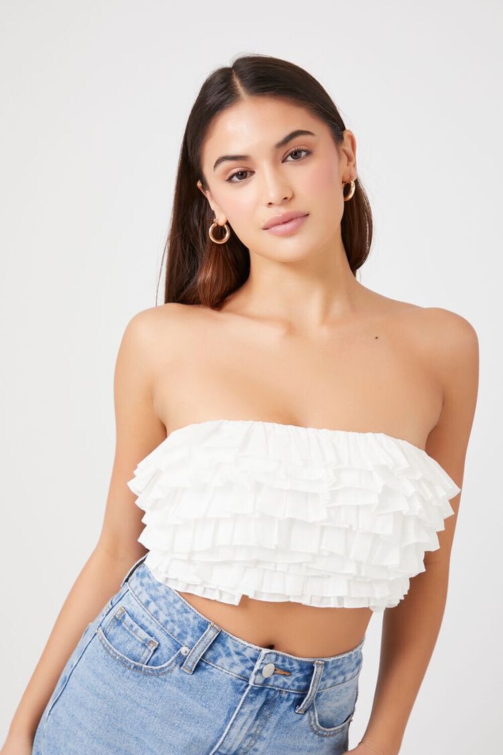 

Укороченный топ без рукавов с рюшами Forever 21, белый