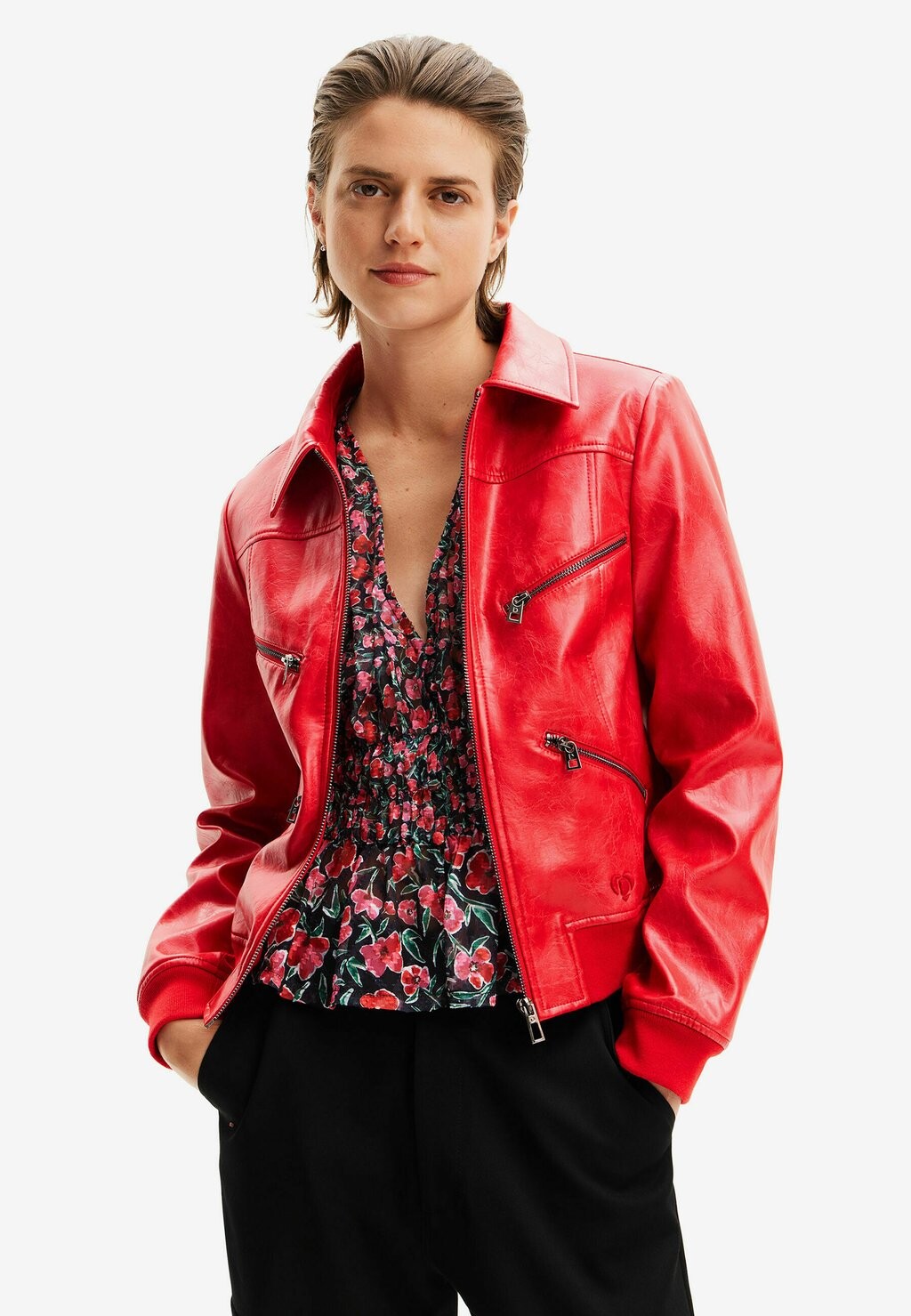 

Куртка межсезонная Desigual, красный