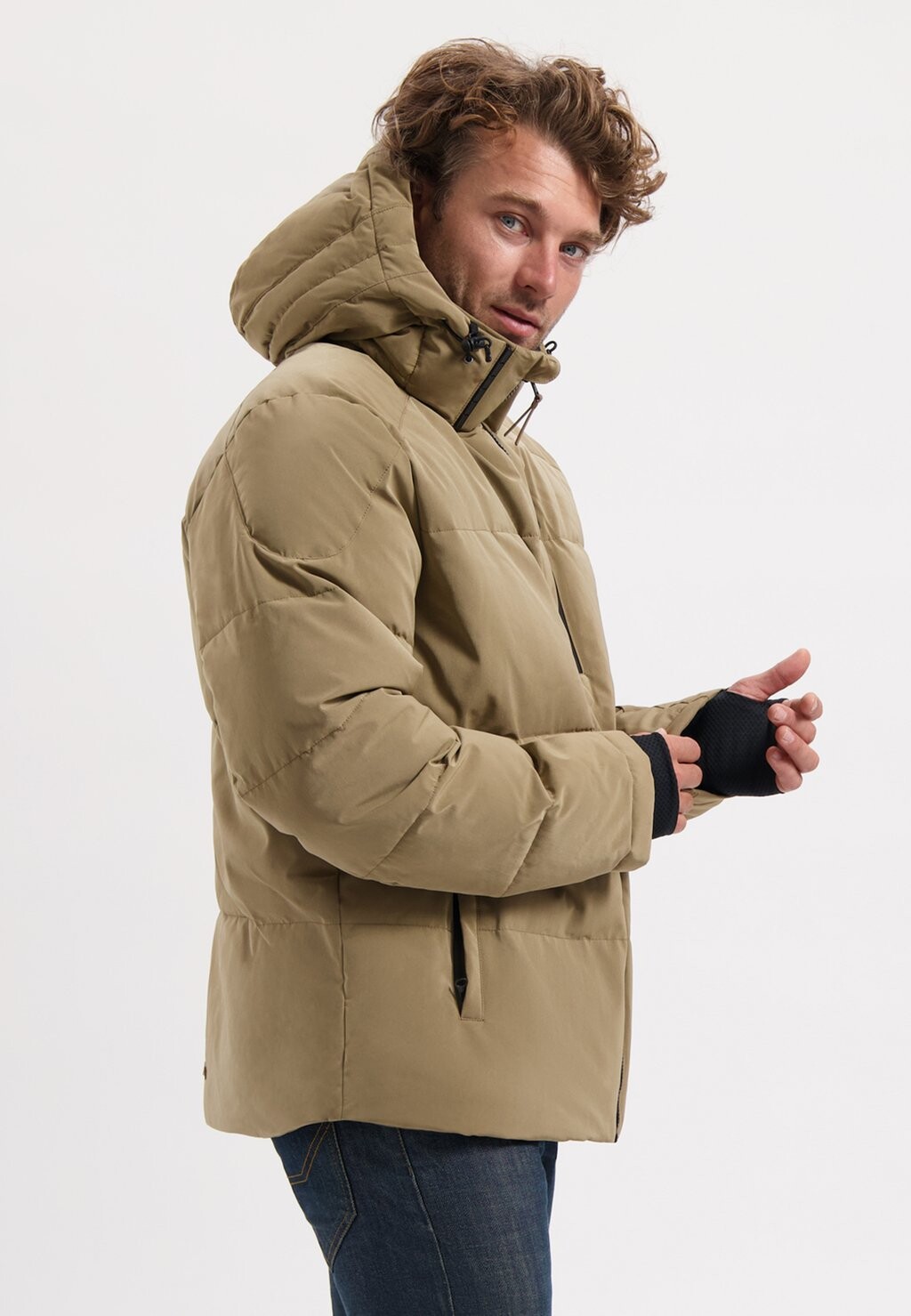 

Зимнее пальто Larsen Travelin, хаки