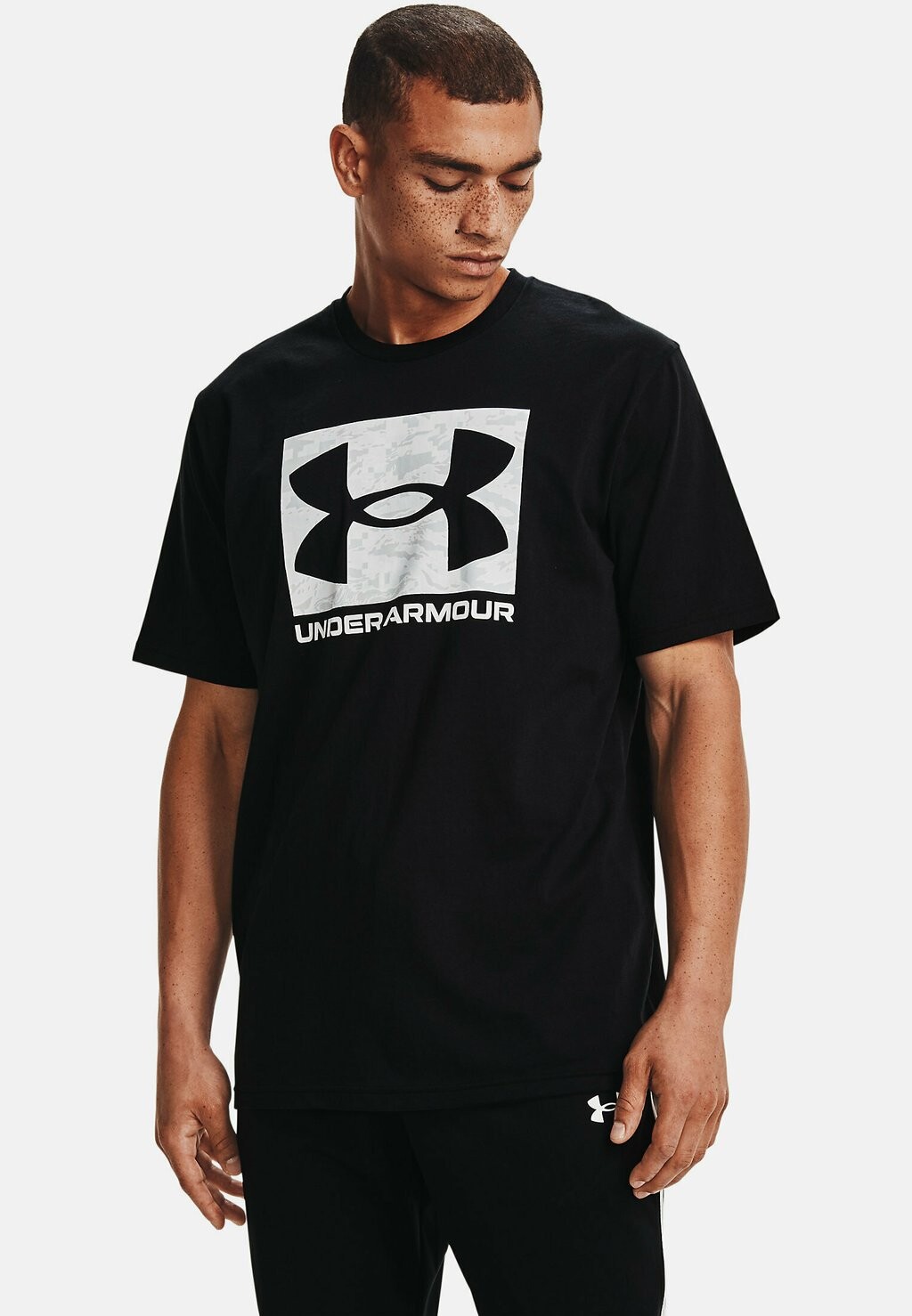 

Футболка Under Armour