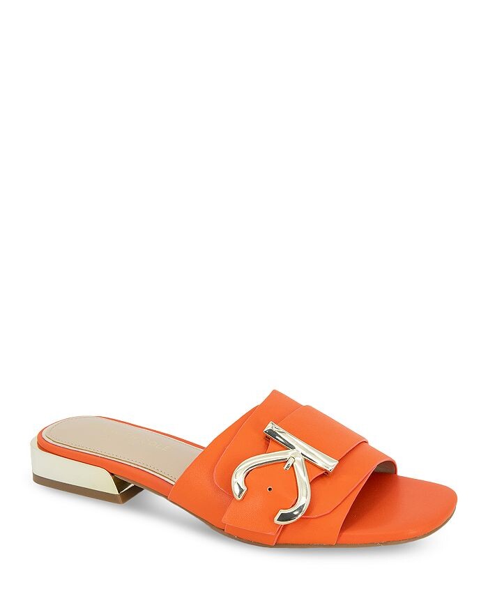

Женские украшенные шлепанцы Irene Slip On с украшением Kenneth Cole