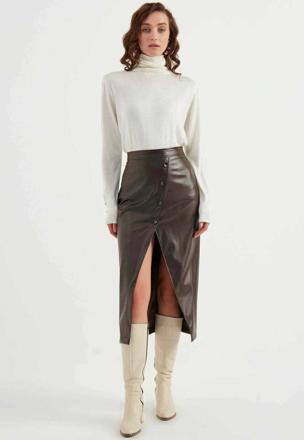 

Юбка-карандаш Buttoned Slit Faux Leather Skirt Herita, коричневый