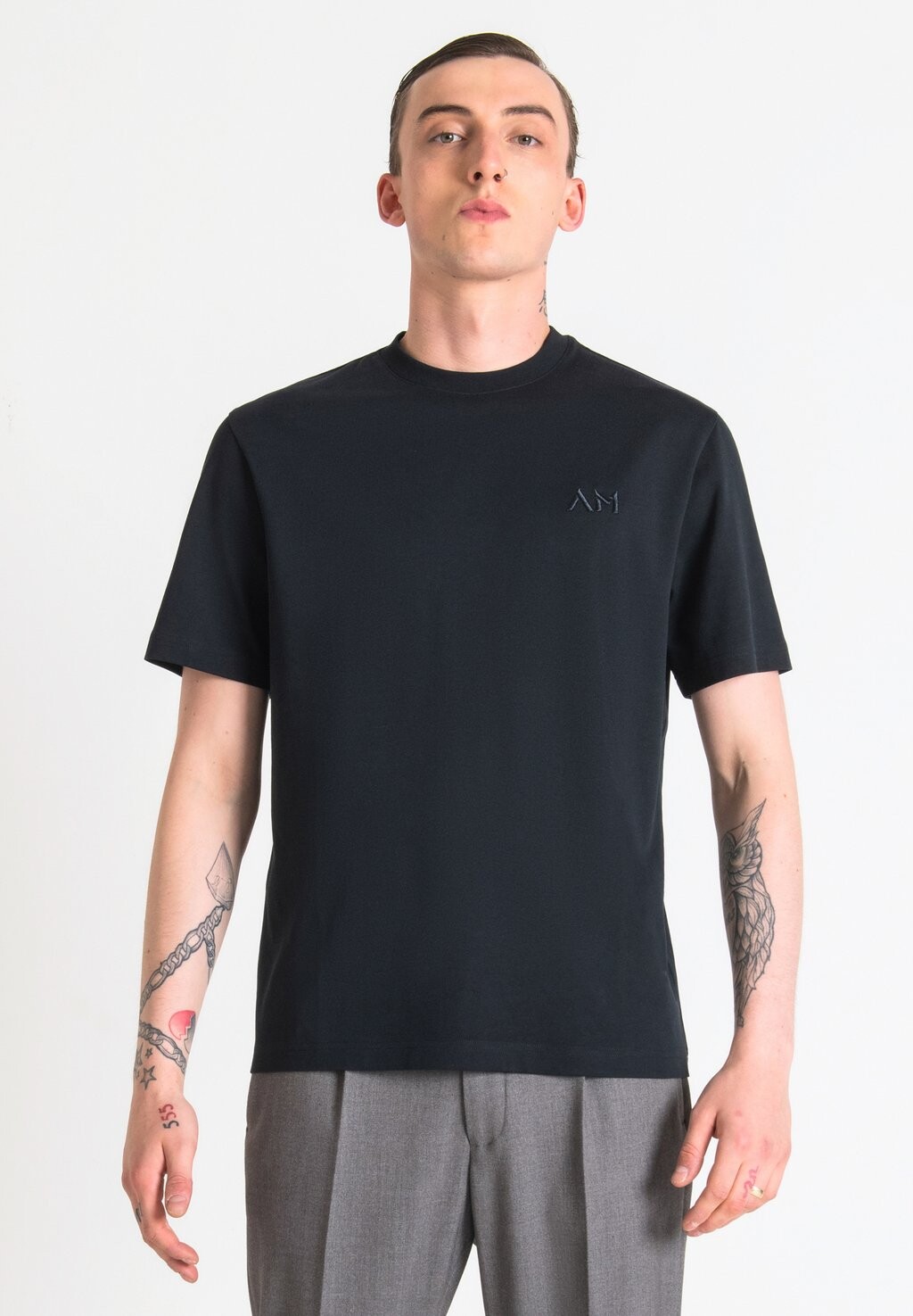 

Базовая футболка Oversize T-Shirt With Embroidered Logo Antony Morato, цвет blue ink