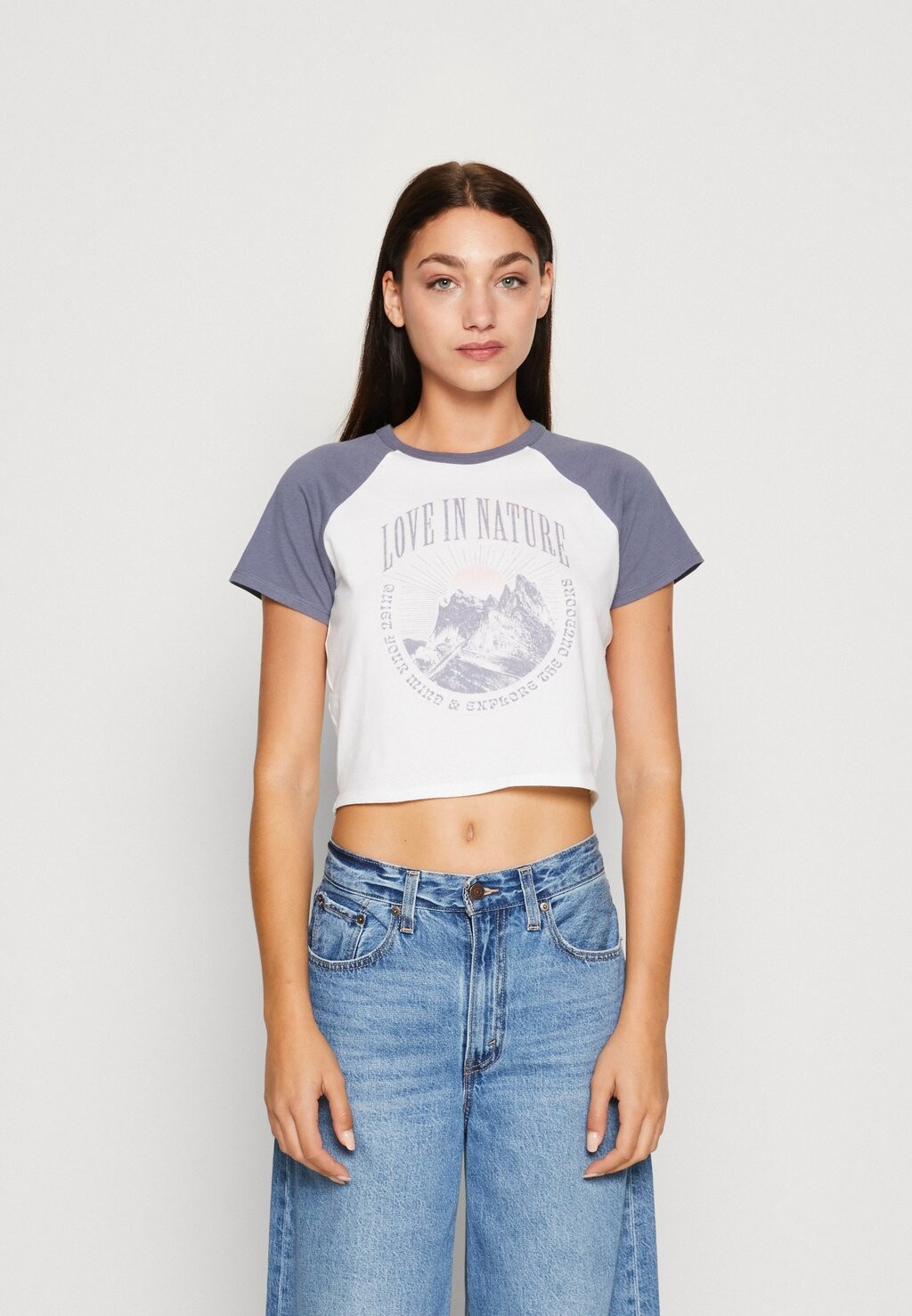 

Футболка с принтом Hollister Co., белый
