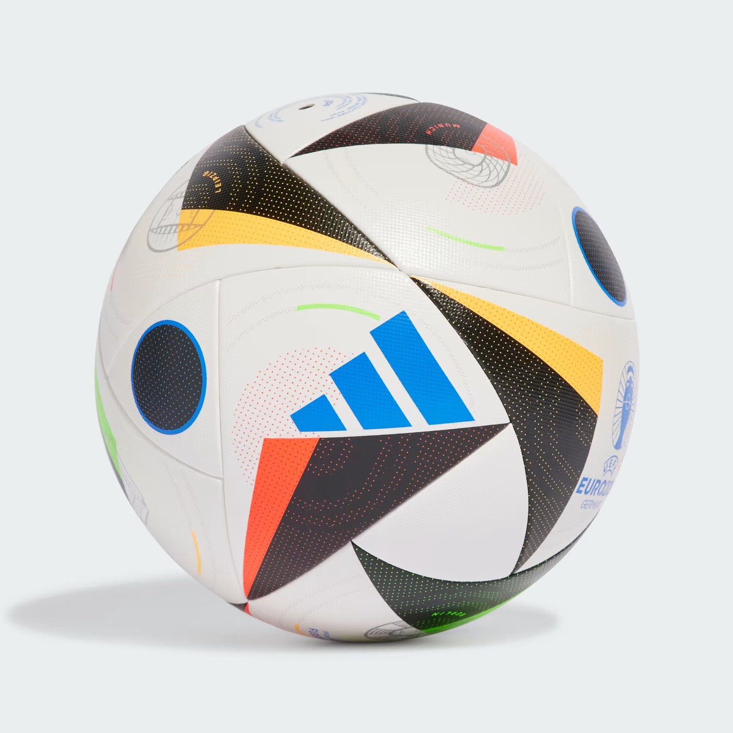 

Мяч для соревнований Fussballliebe Adidas, цвет White/Black/Glow Blue