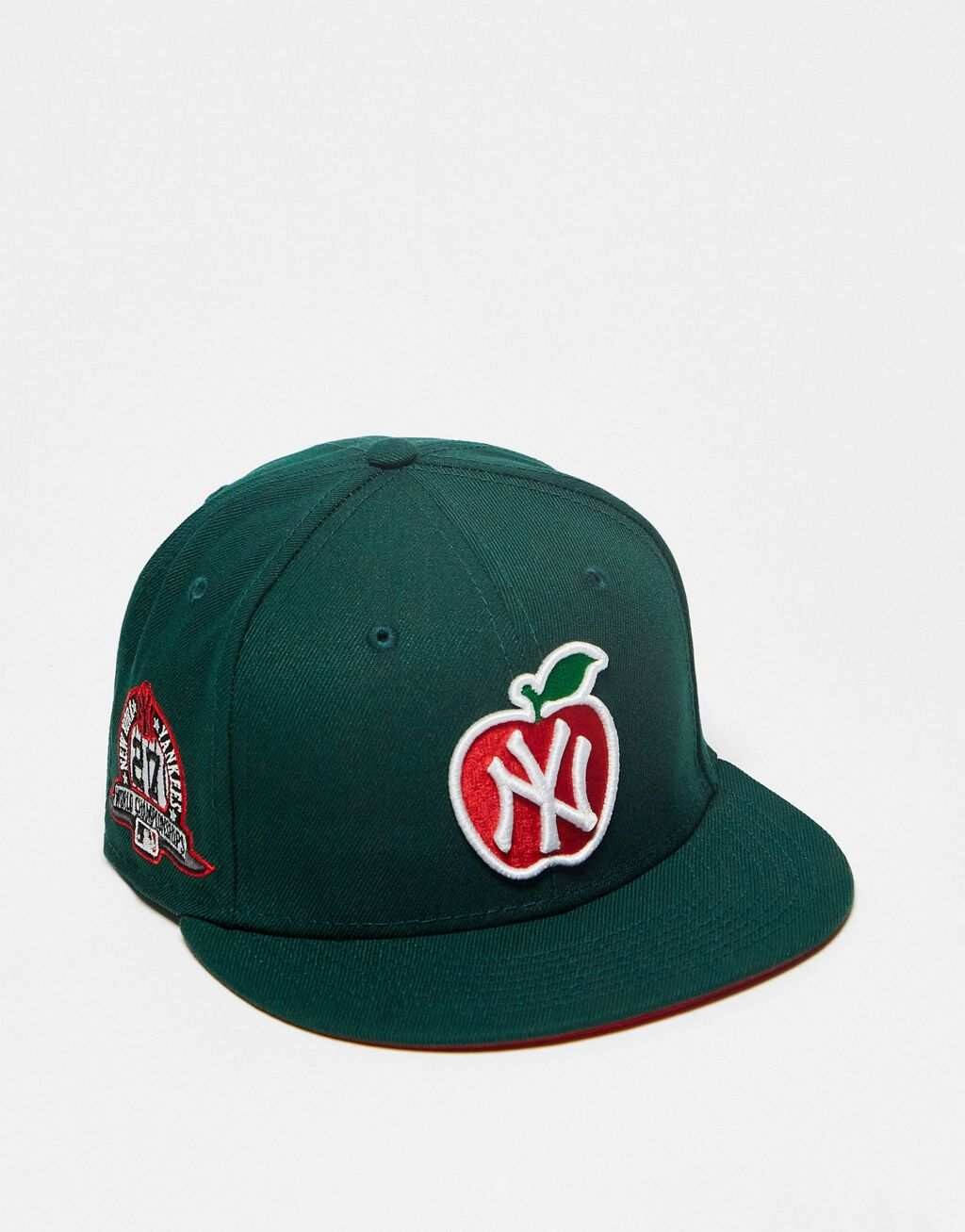 

Зеленая кепка с нашивкой в виде яблока New Era 9Fifty New York Yankees