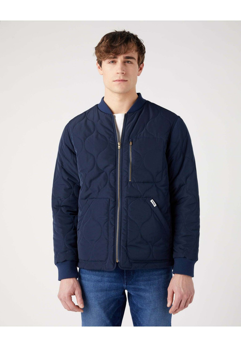 цена Зимняя куртка Wrangler, цвет blau