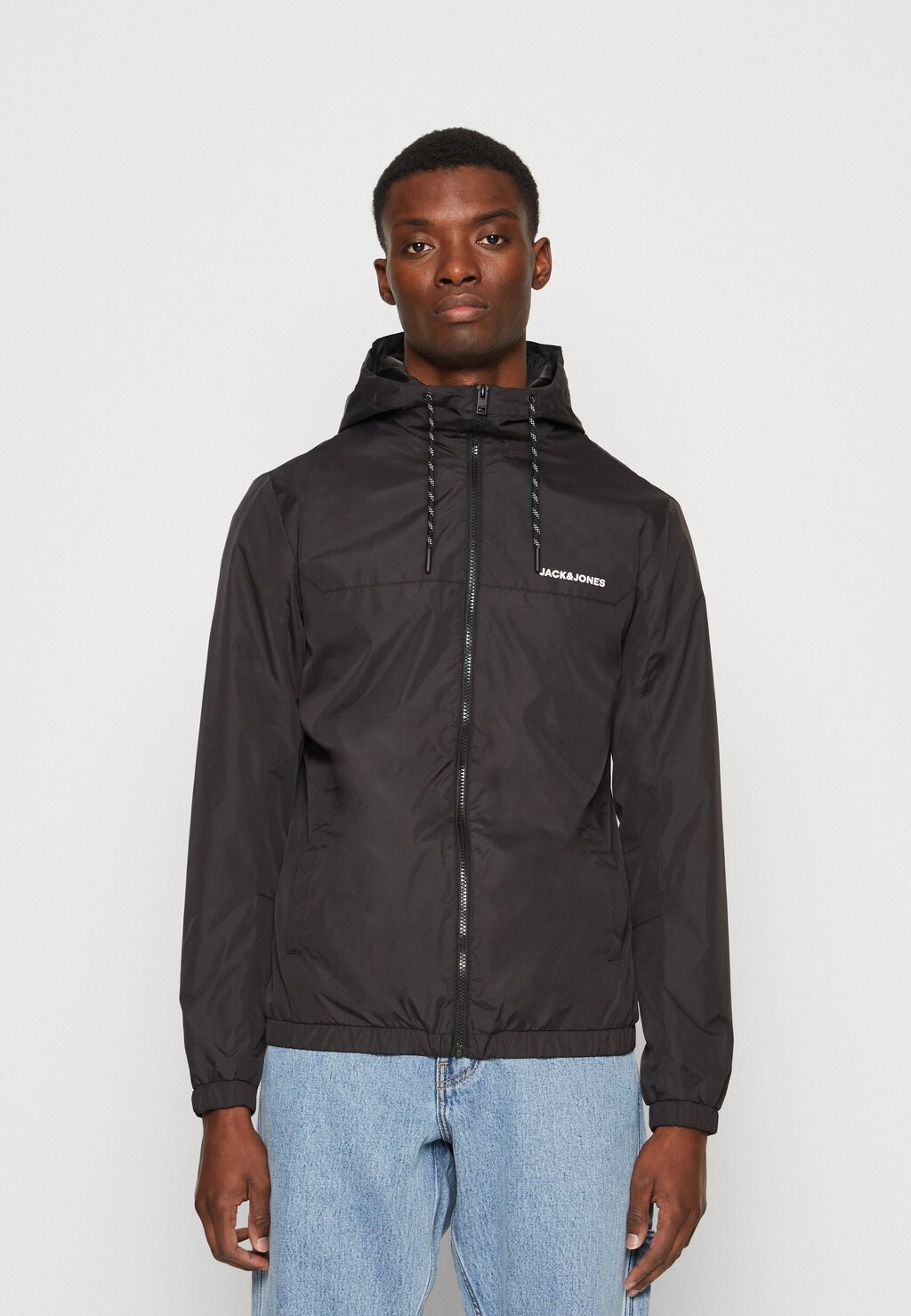 

Ветровка Jack & Jones