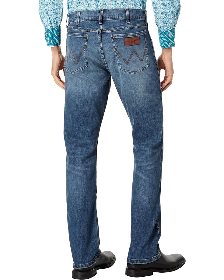 цена Джинсы Wrangler Retro Slim Straight Jeans in Benette, цвет Benette