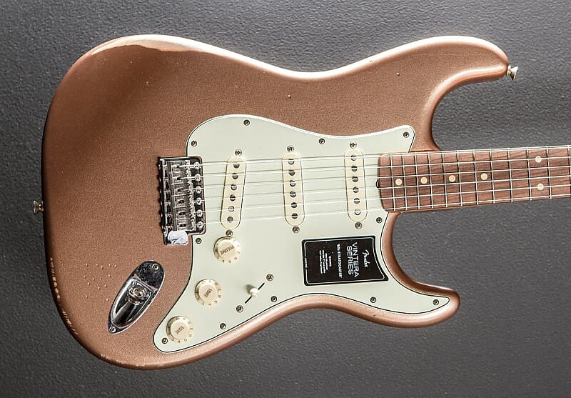 

Электрогитара Fender Vintera Road Worn 60’s Stratocaster – Firemist Gold