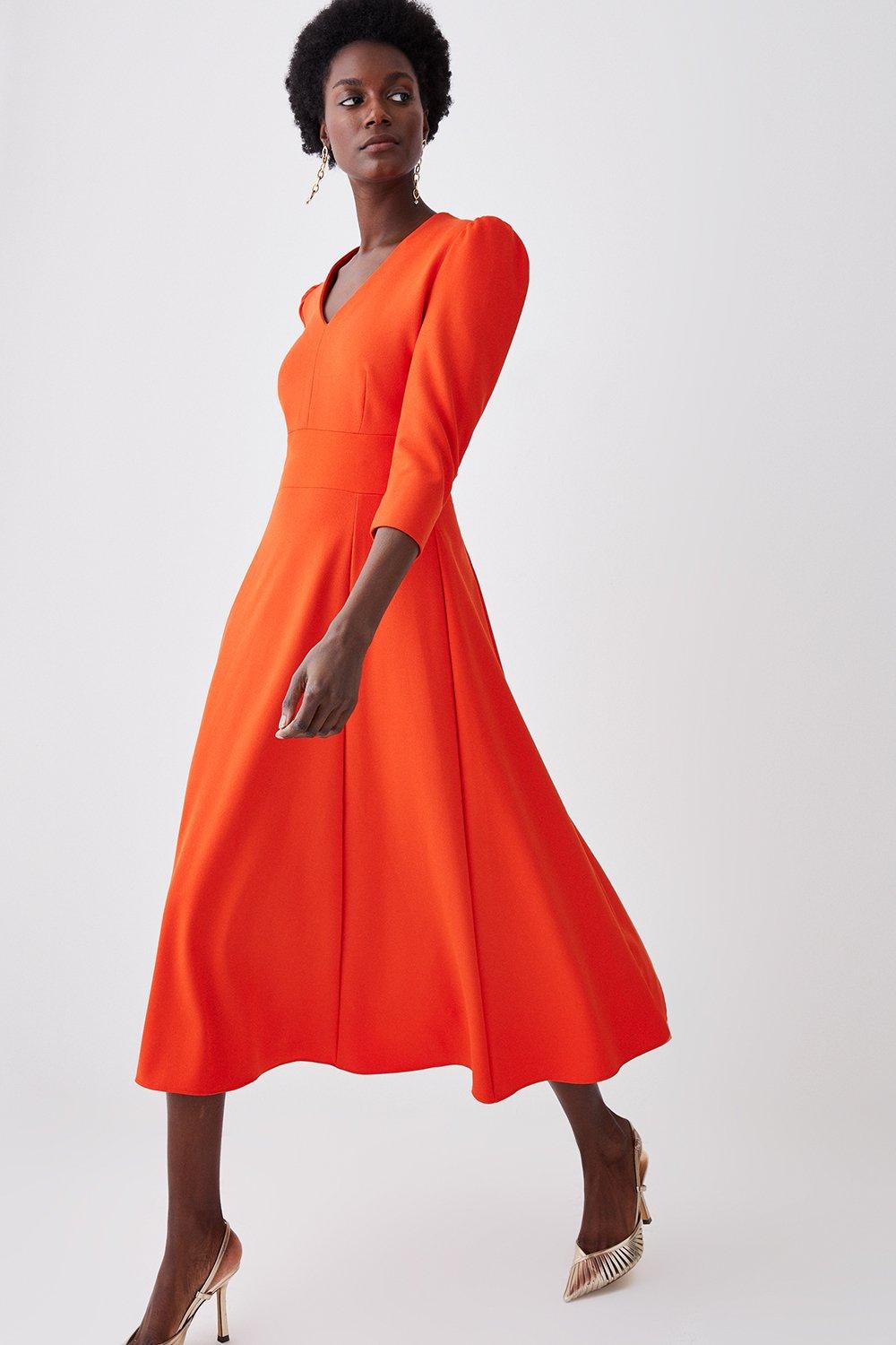 Приталенное платье миди из структурированного крепа с пышной юбкой Karen Millen, оранжевый