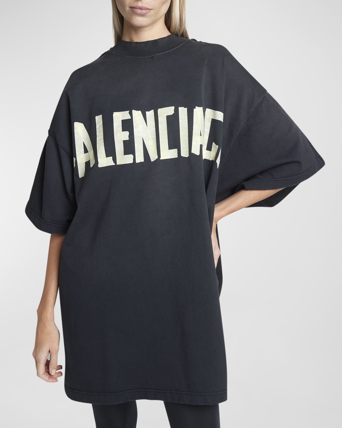 

Футболка оверсайз с двойным передом с лентой Balenciaga, цвет 1021 Wash Black/Fade Blck