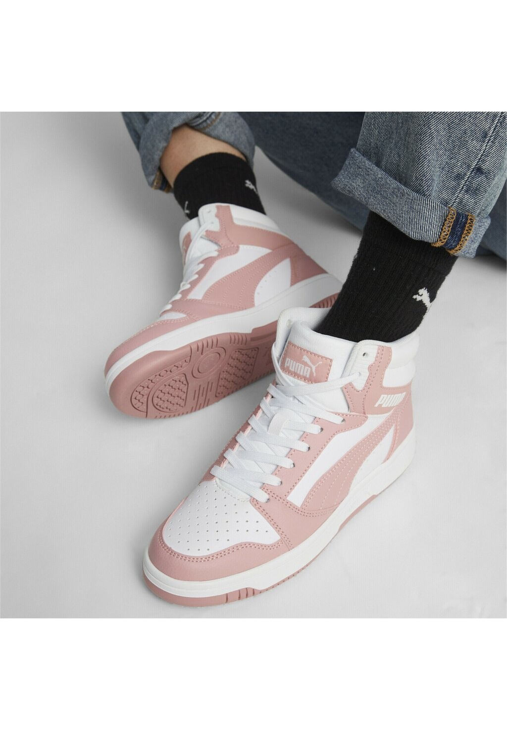 

Кроссовки altas Puma REBOUND UNISEX, цвет white future pink