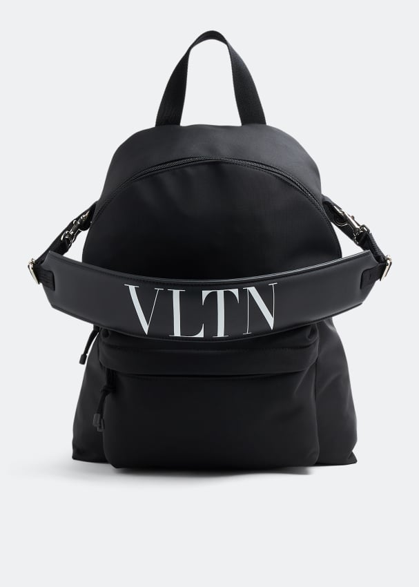 цена Рюкзак Valentino Garavani VLTN Nylon, черный