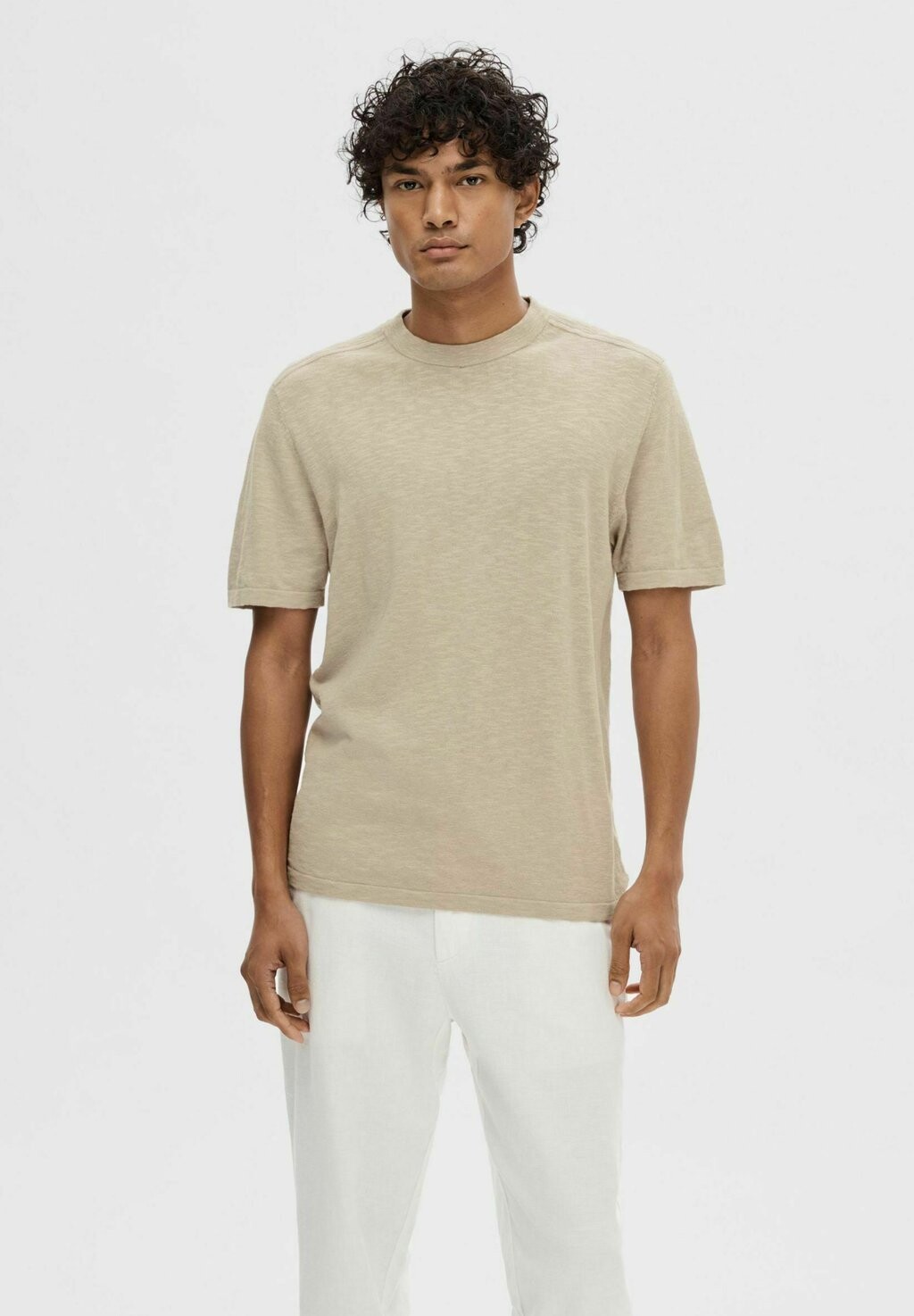 

Базовая футболка KURZÄRMELIGES Selected Homme, цвет pure cashmere